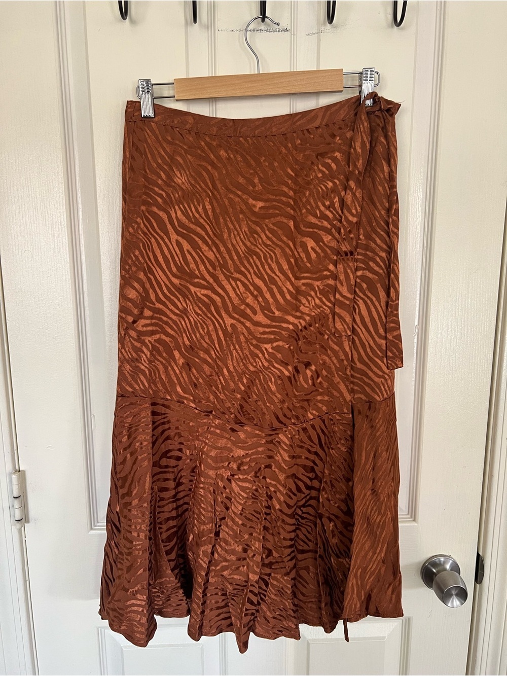NWT Maeve Anthropologie Bronze Zebra Jacquard Wrap Midi Skirt Size 10